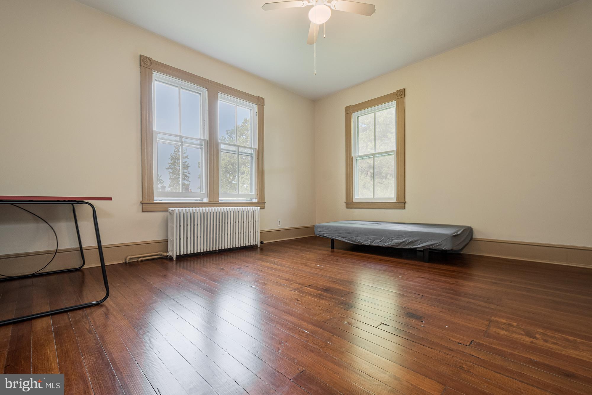 OAKLAND - Residential