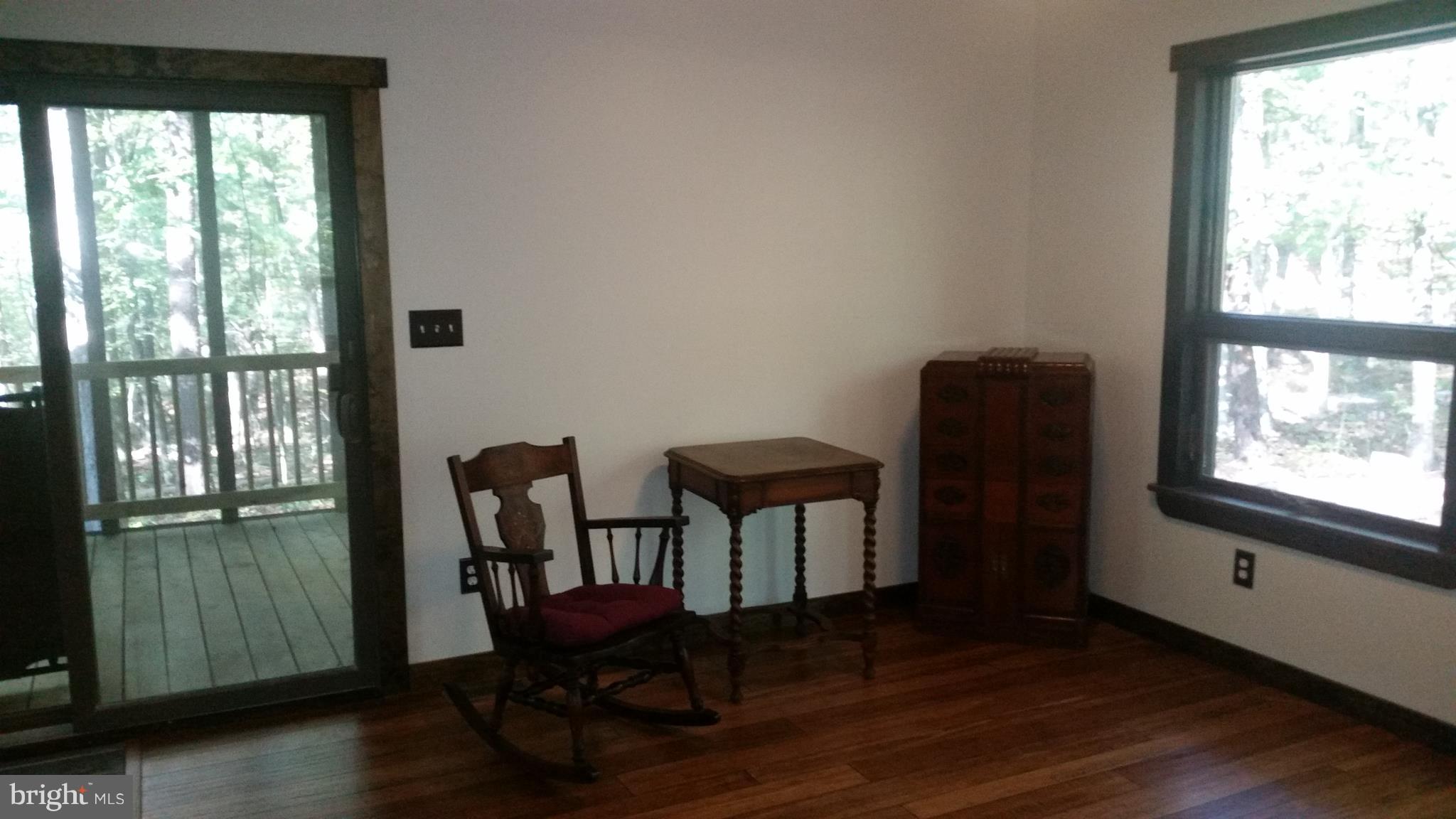 MOUNTAIN VIEW RETREAT - Residential