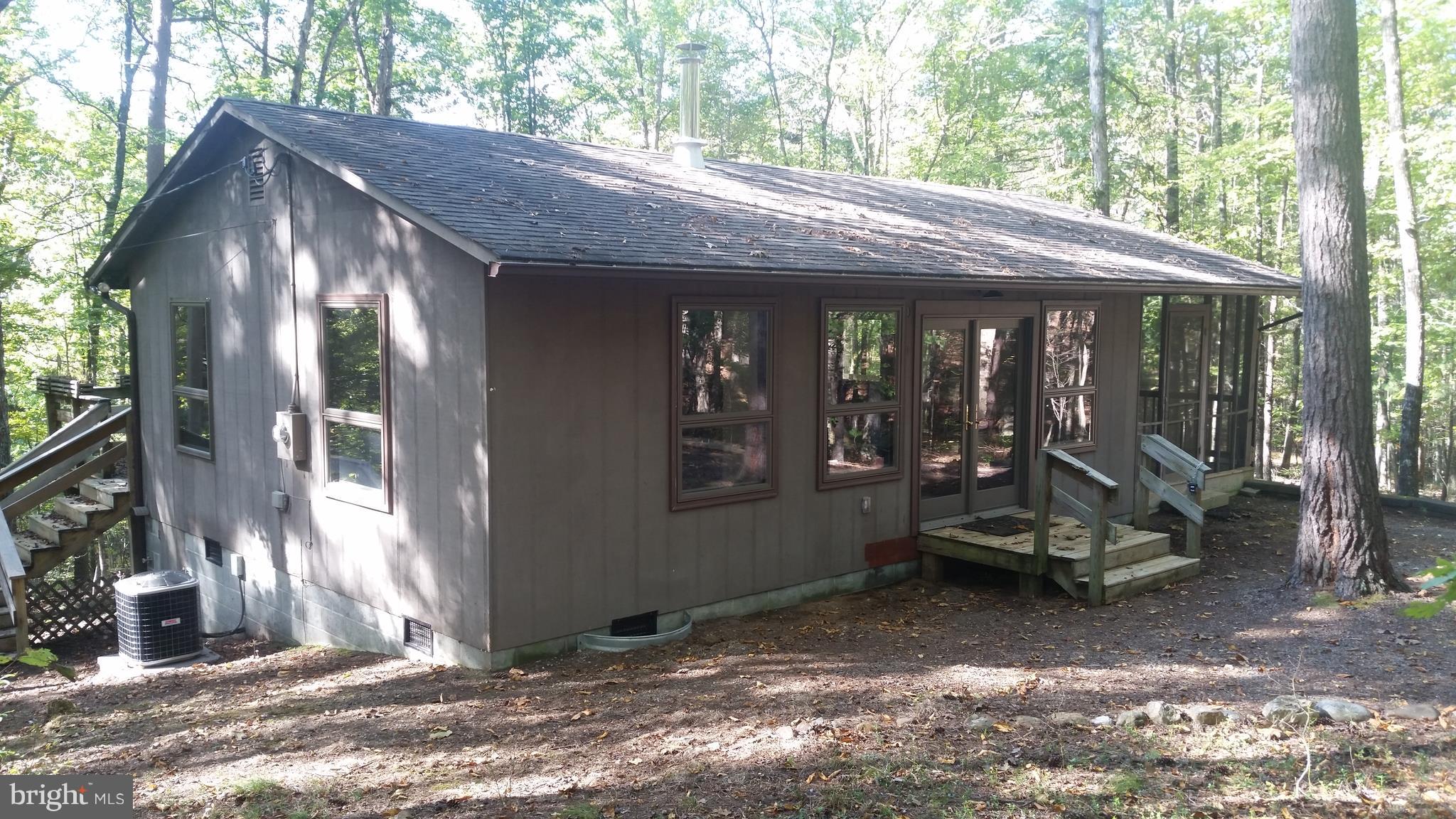 MOUNTAIN VIEW RETREAT - Residential