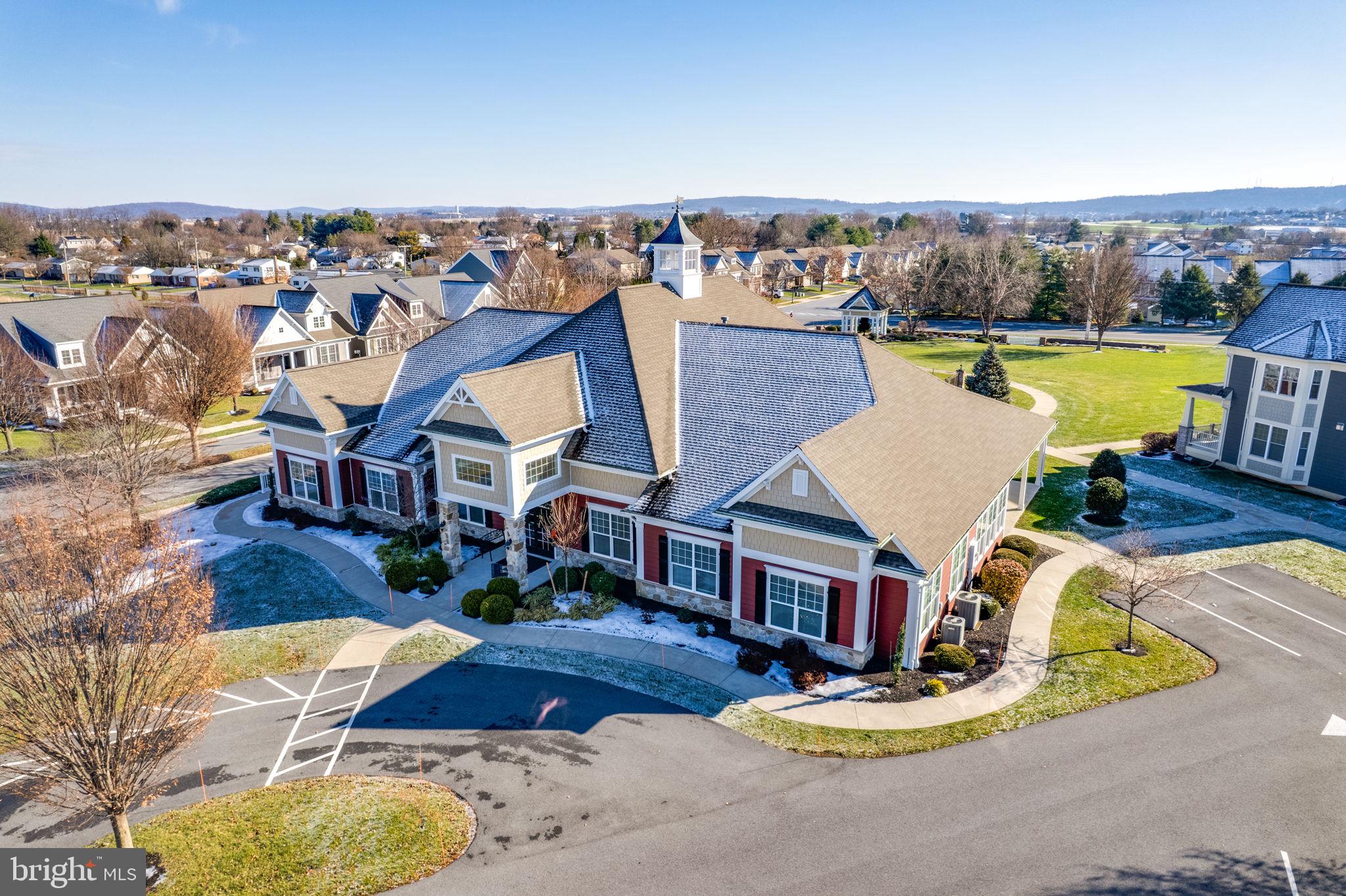 HOME TOWNE SQUARE - Residential