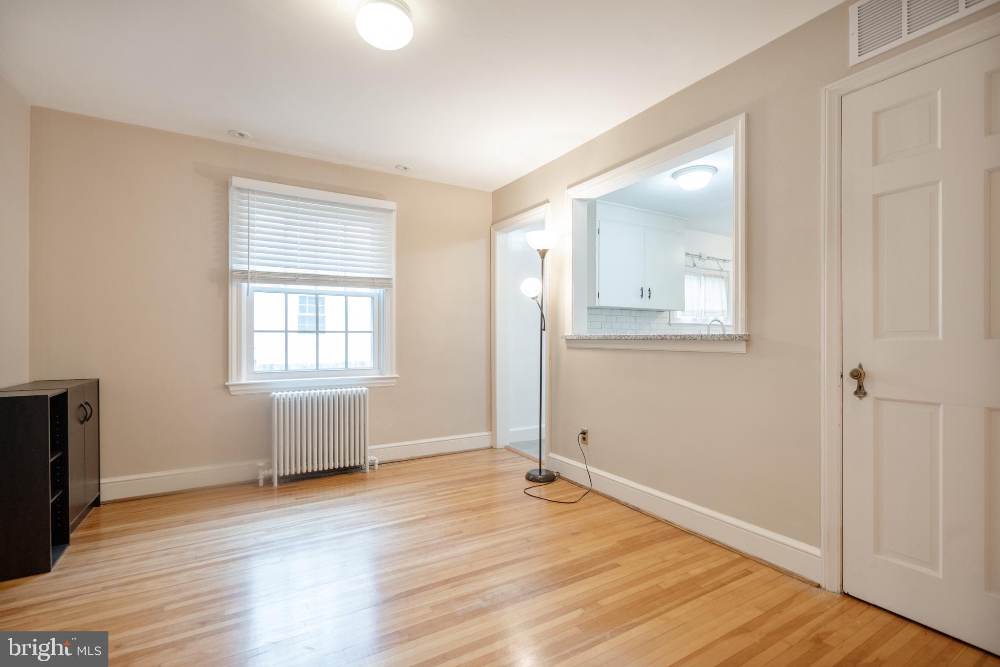 COLLEGE PARK - Residential Lease