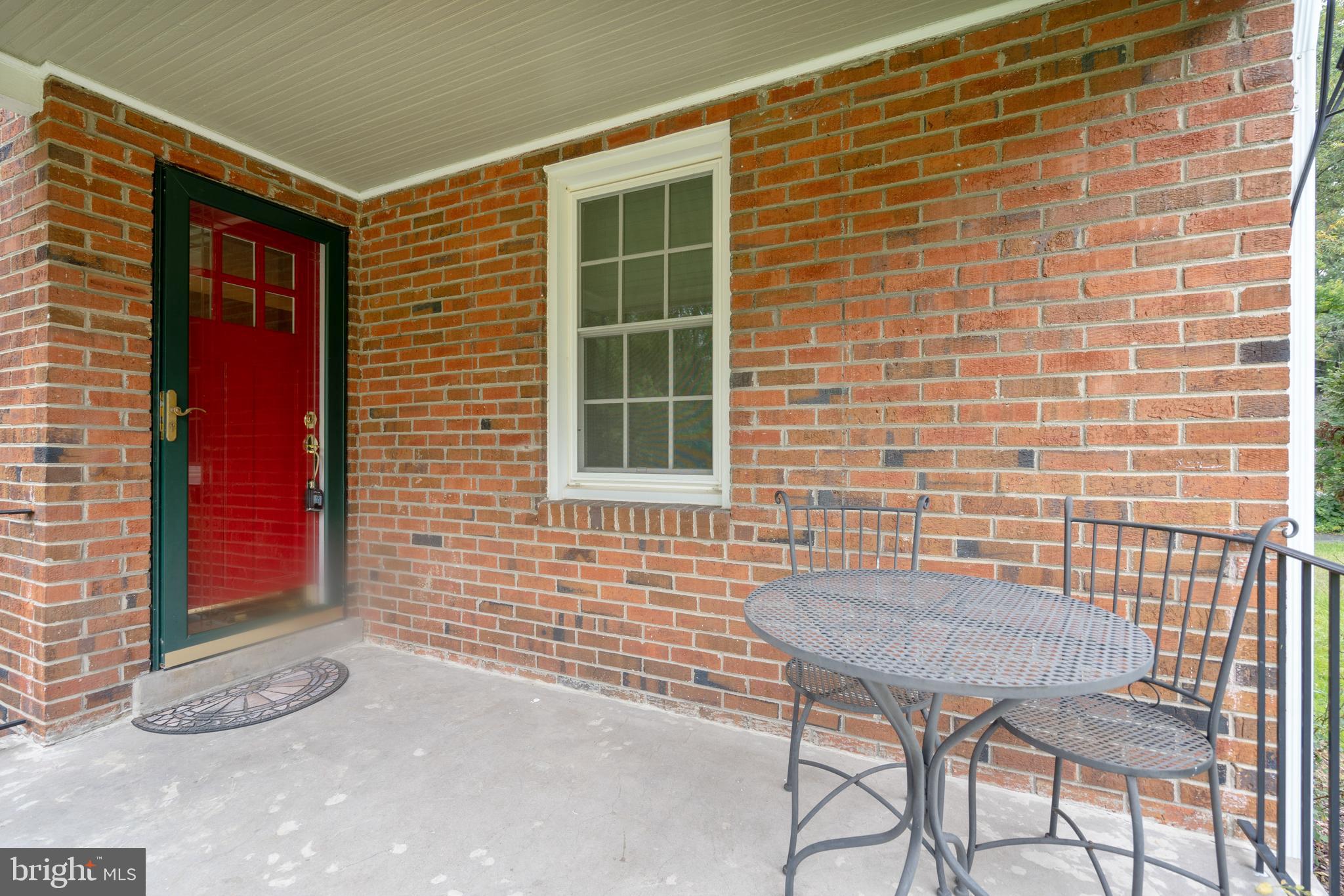 COLLEGE PARK - Residential Lease