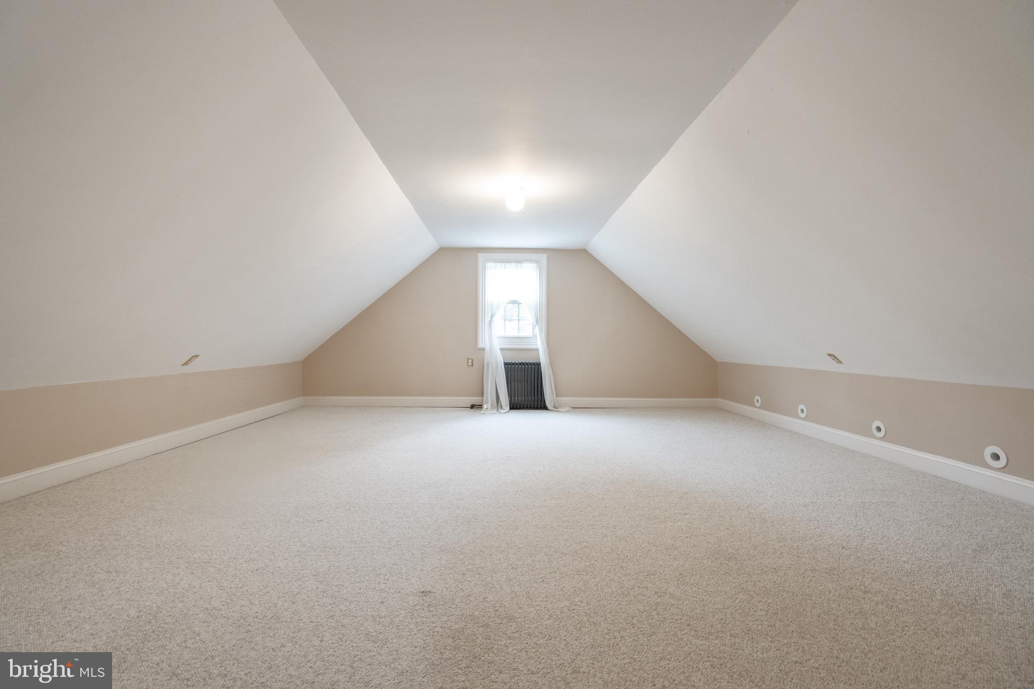 COLLEGE PARK - Residential Lease