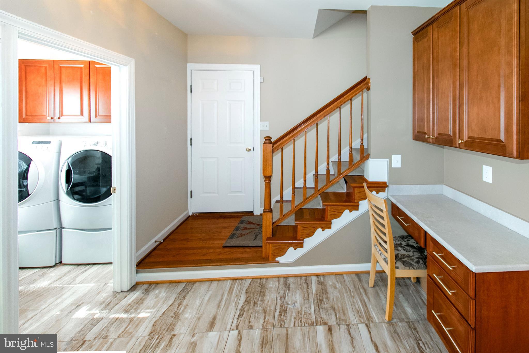 FAIR OAKS GLEN - Residential