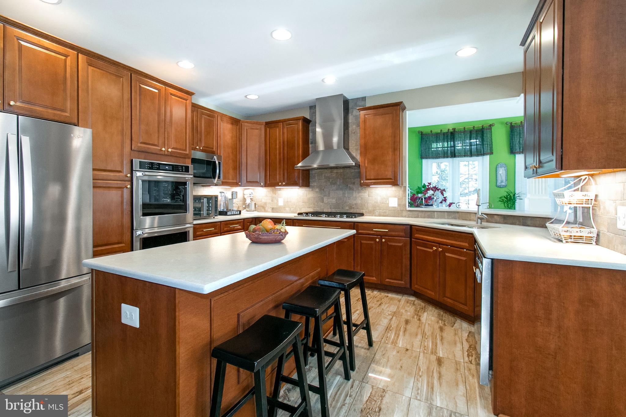 FAIR OAKS GLEN - Residential