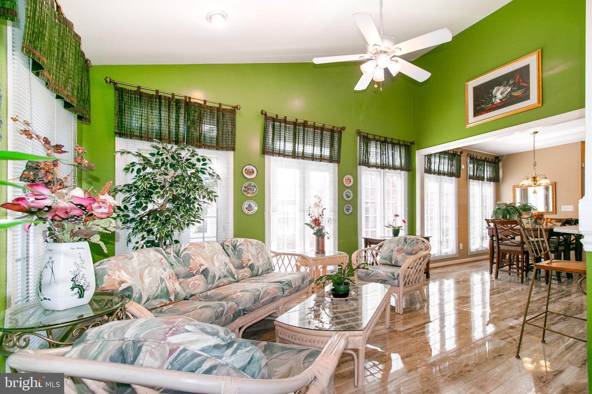 FAIR OAKS GLEN - Residential