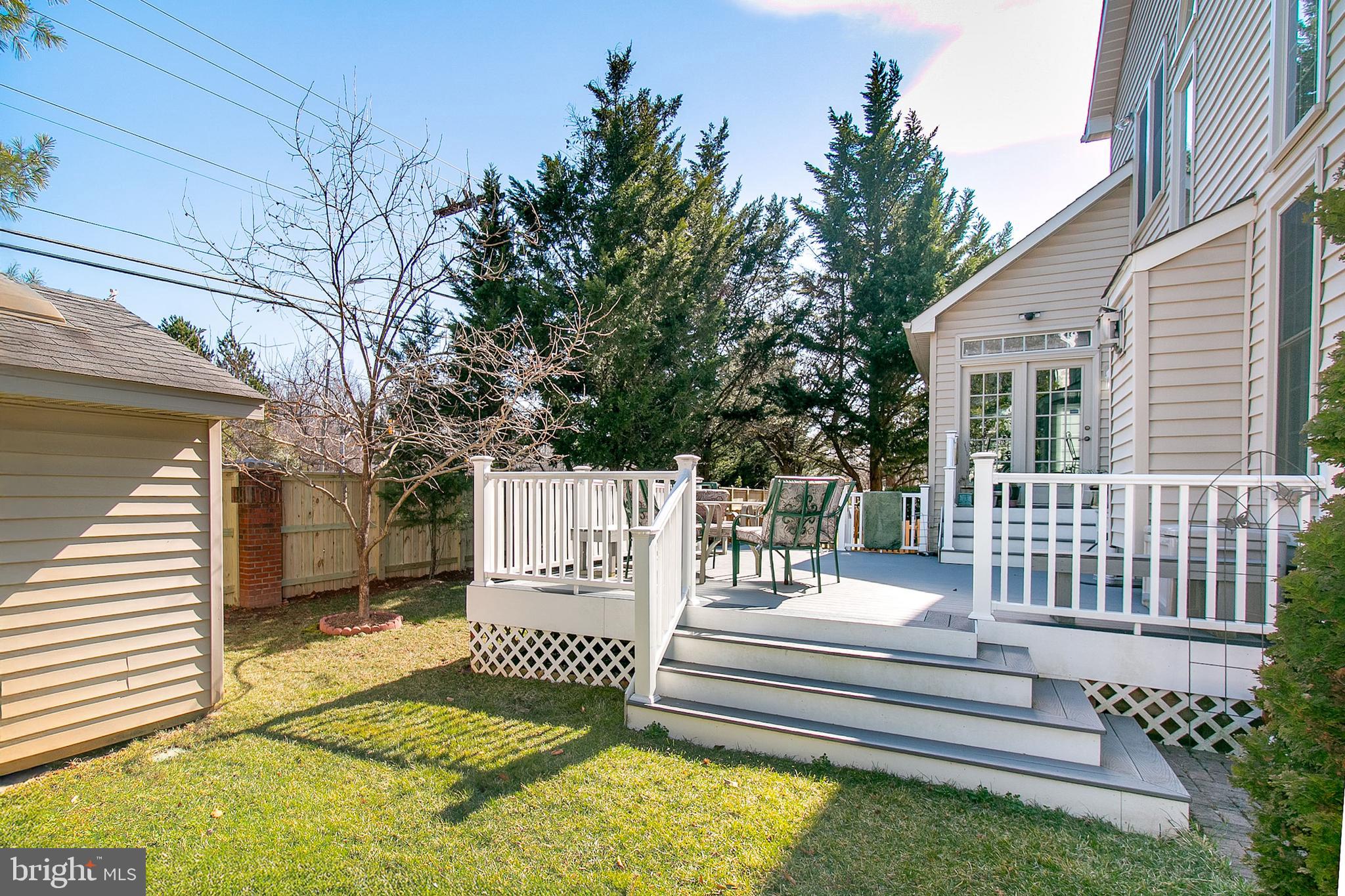 FAIR OAKS GLEN - Residential