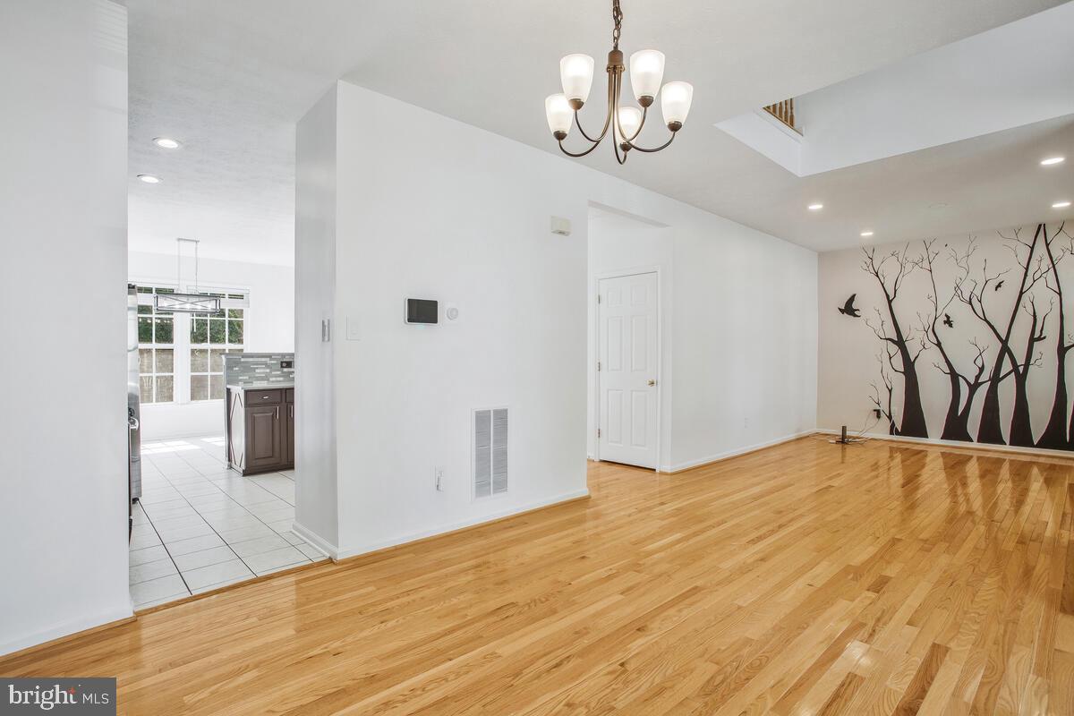 OWINGS MILLS - Residential