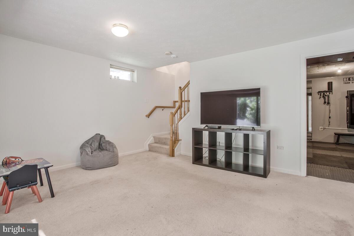 OWINGS MILLS - Residential