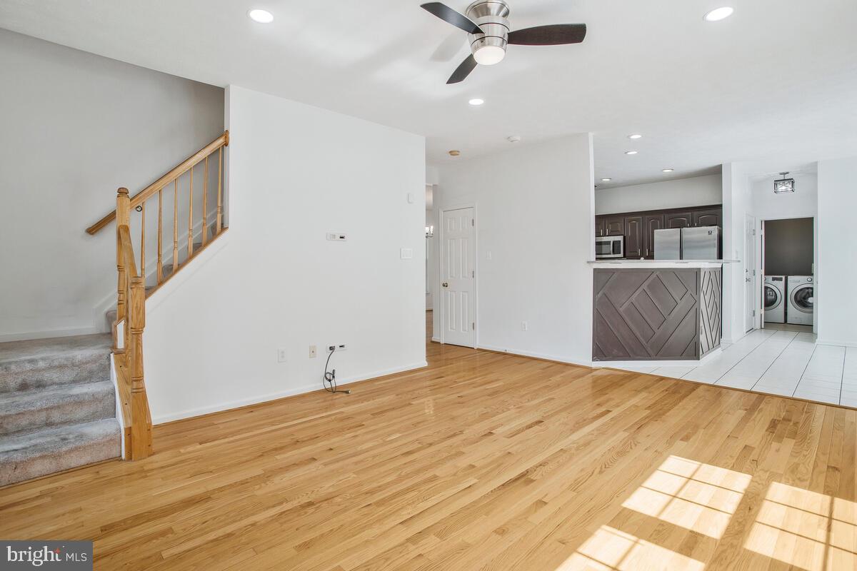 OWINGS MILLS - Residential