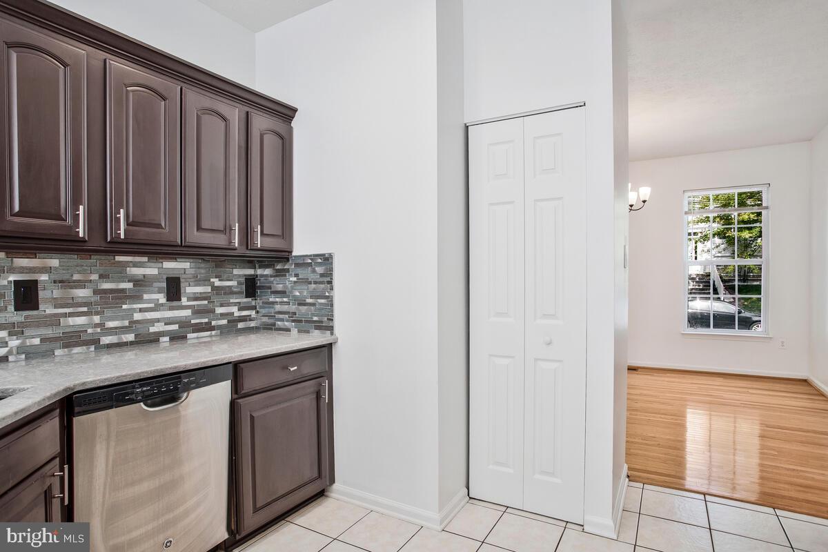 OWINGS MILLS - Residential