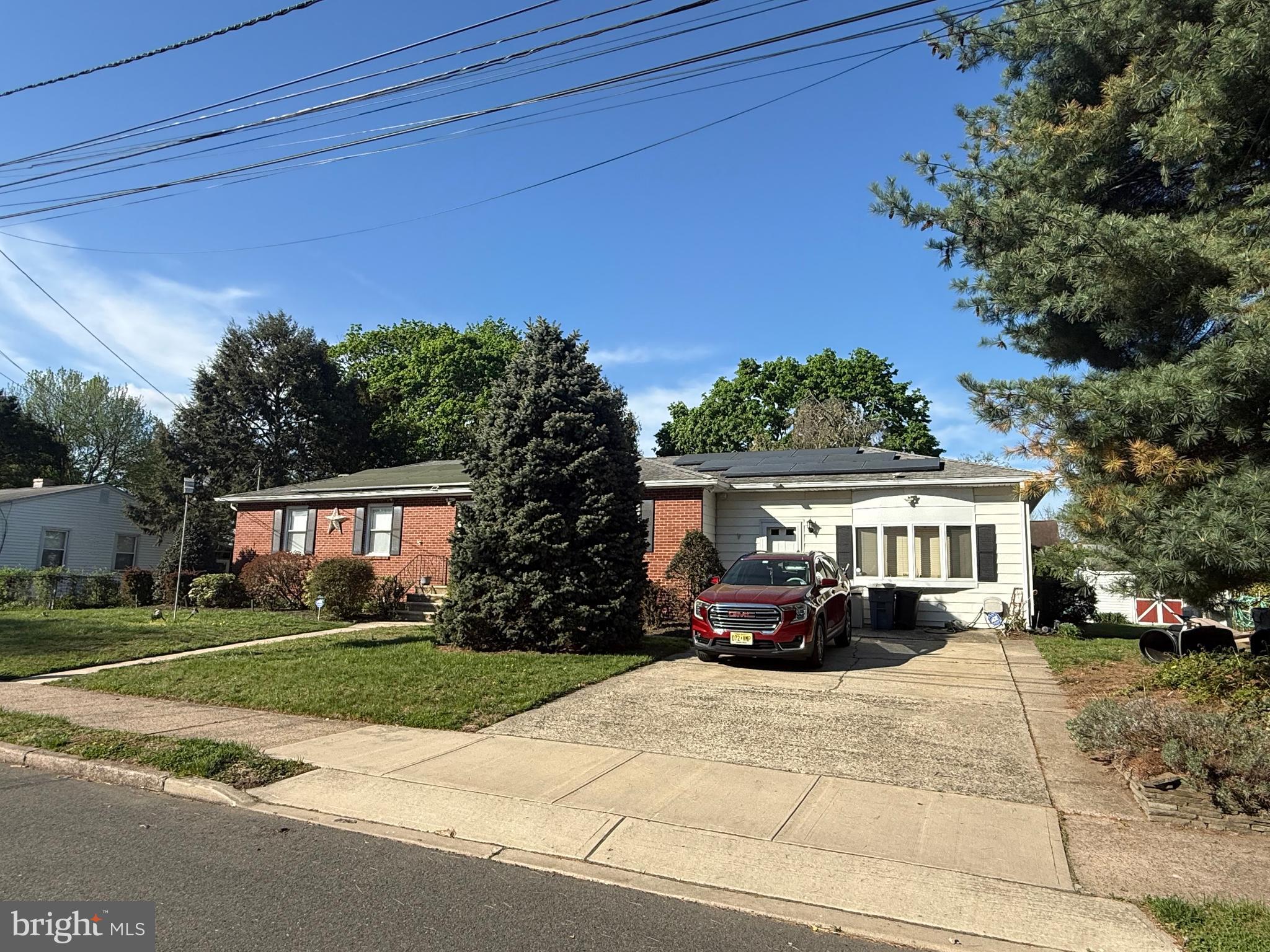 65 ARBOR AVENUE
