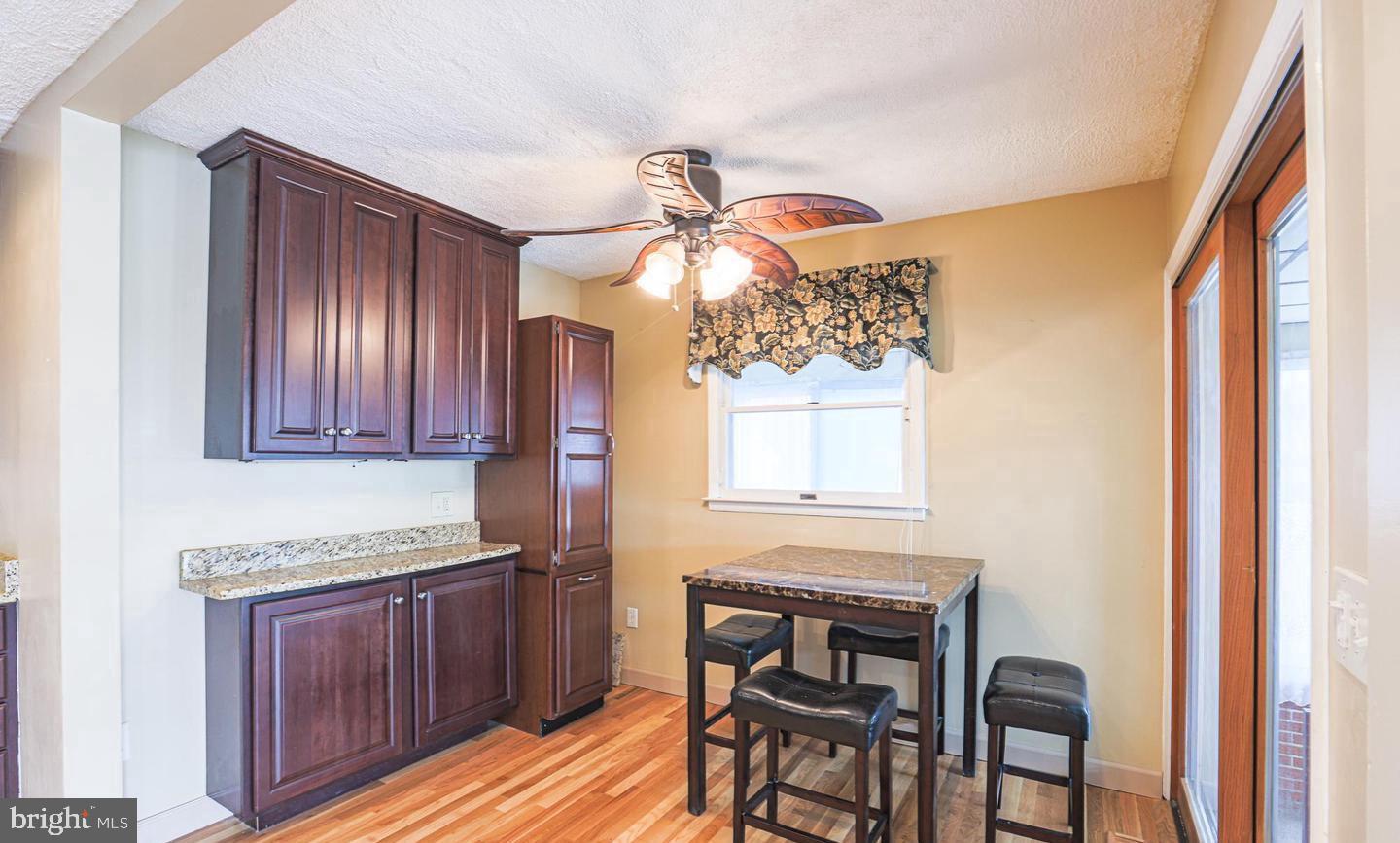 HARWOOD MANOR - Residential