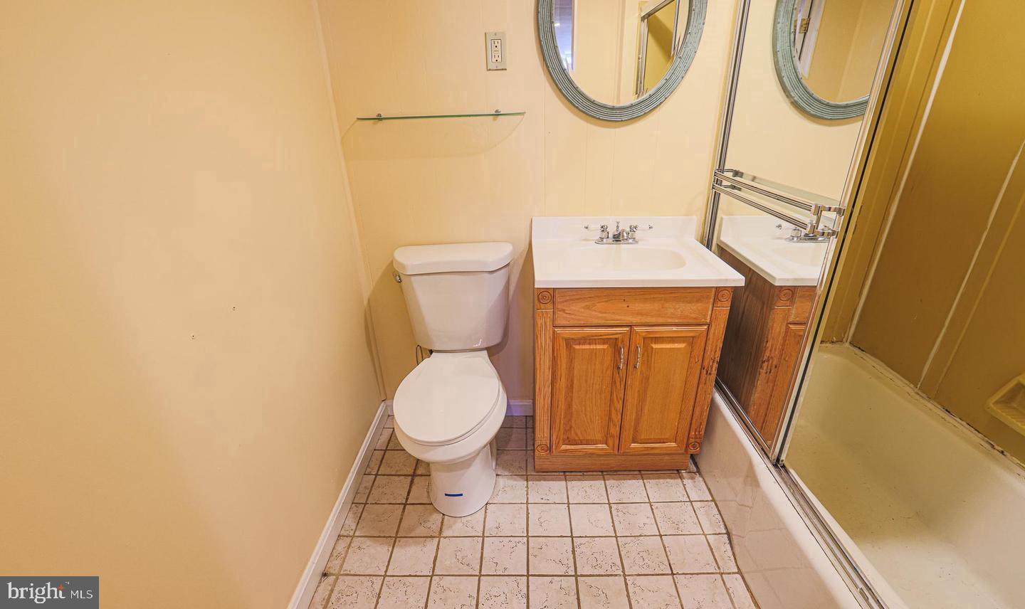 HARWOOD MANOR - Residential