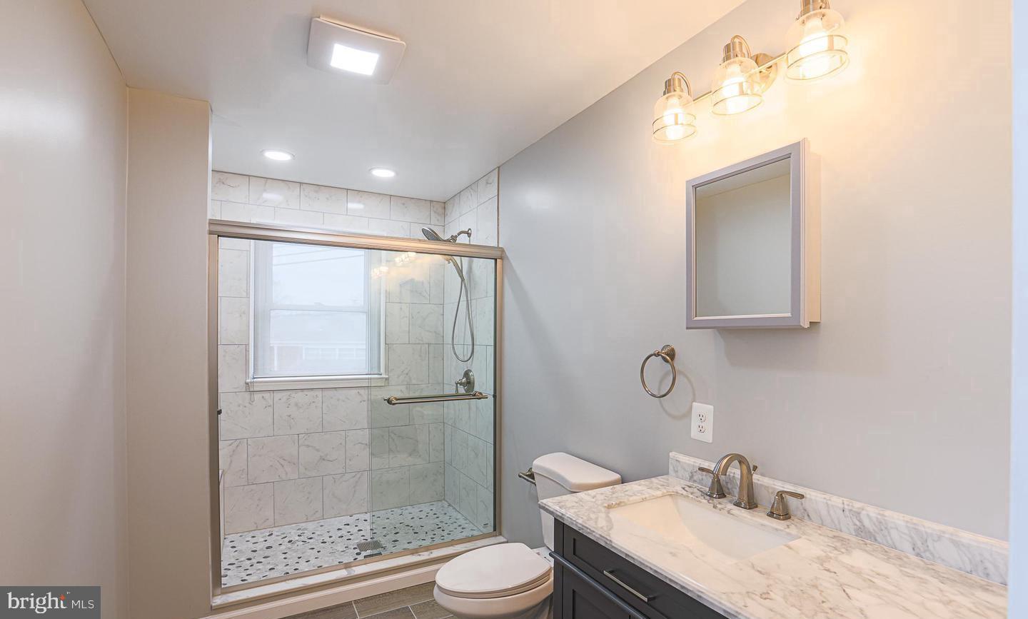 HARWOOD MANOR - Residential