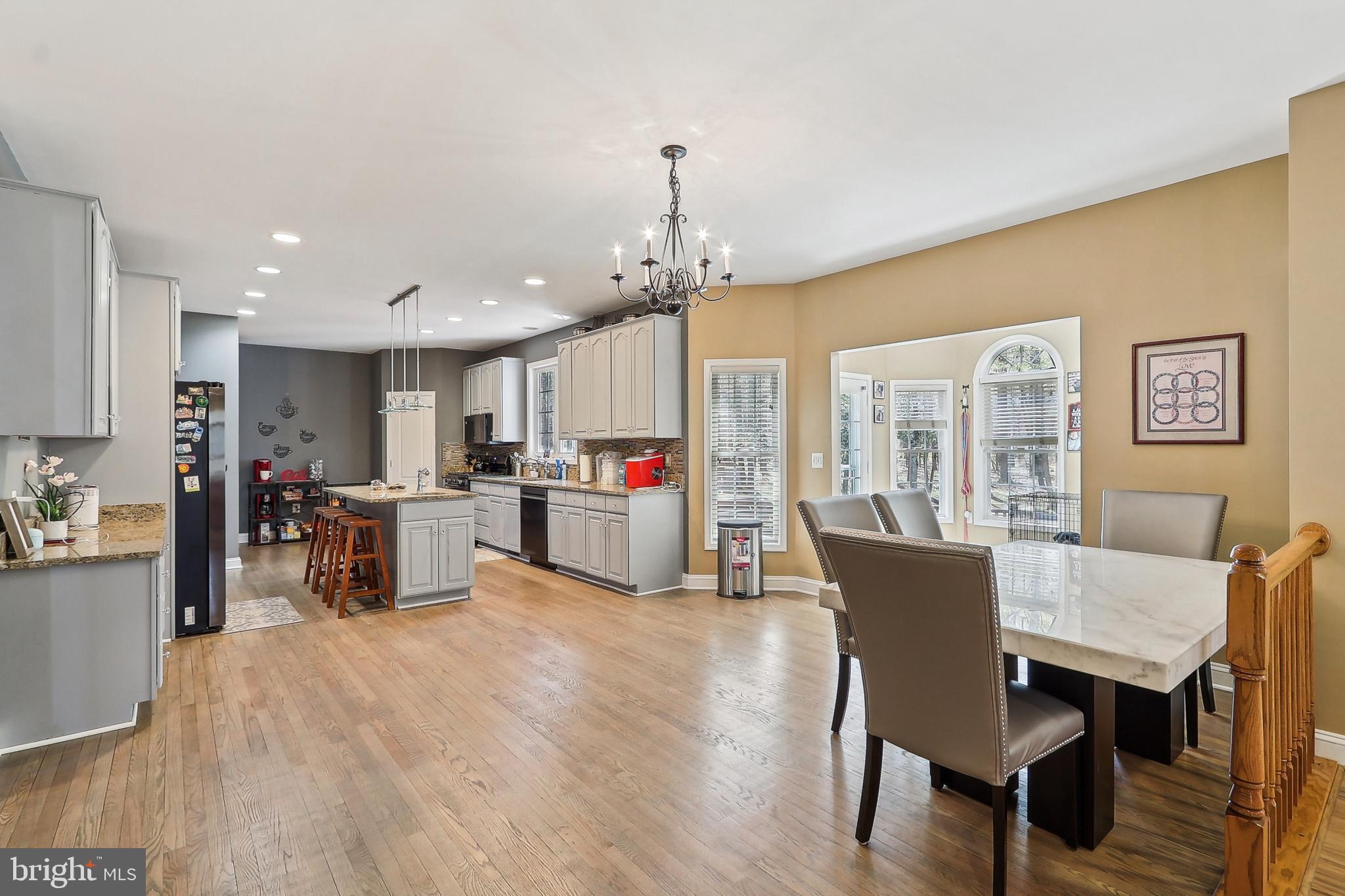 HERITAGE CROSSING - Residential