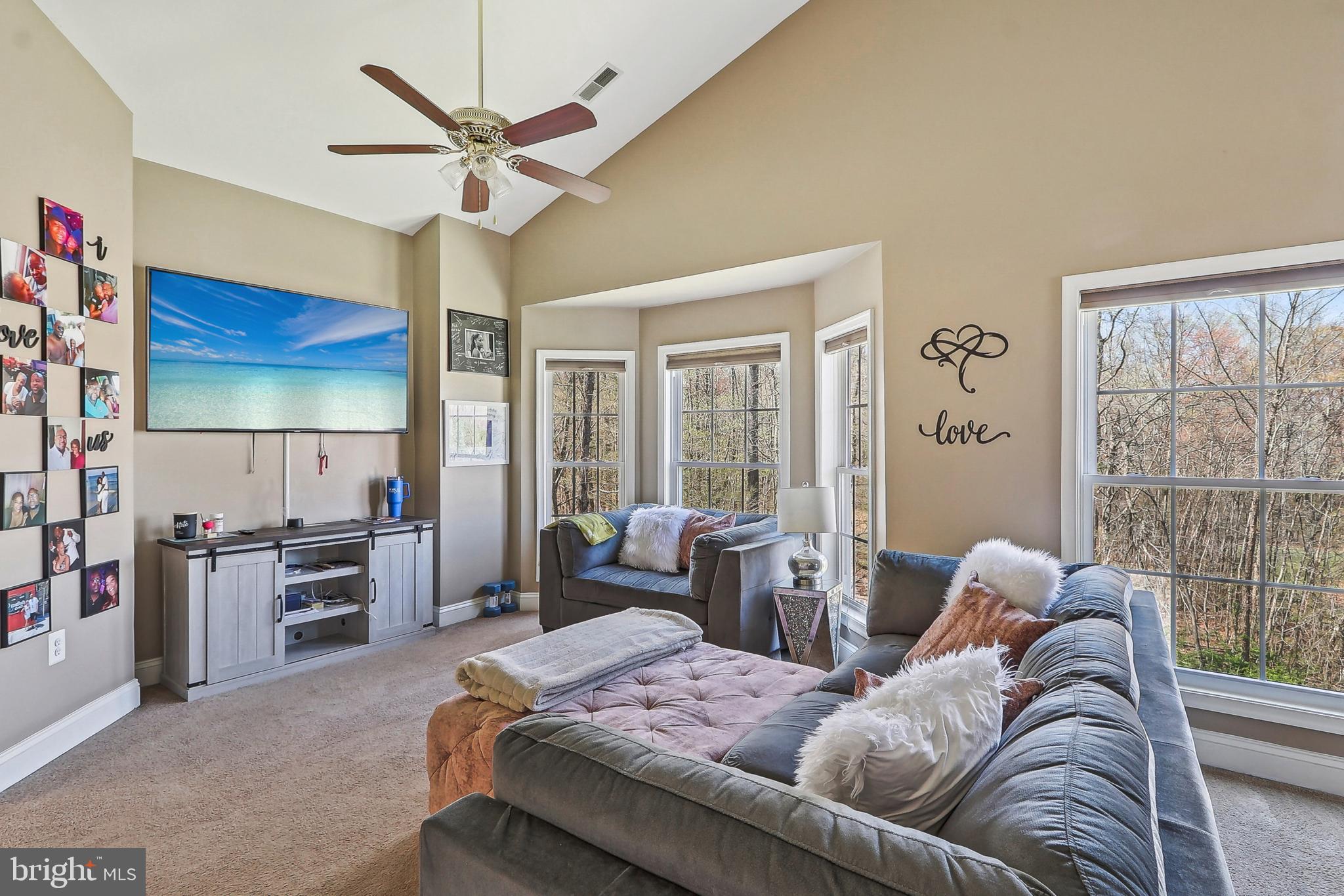 HERITAGE CROSSING - Residential