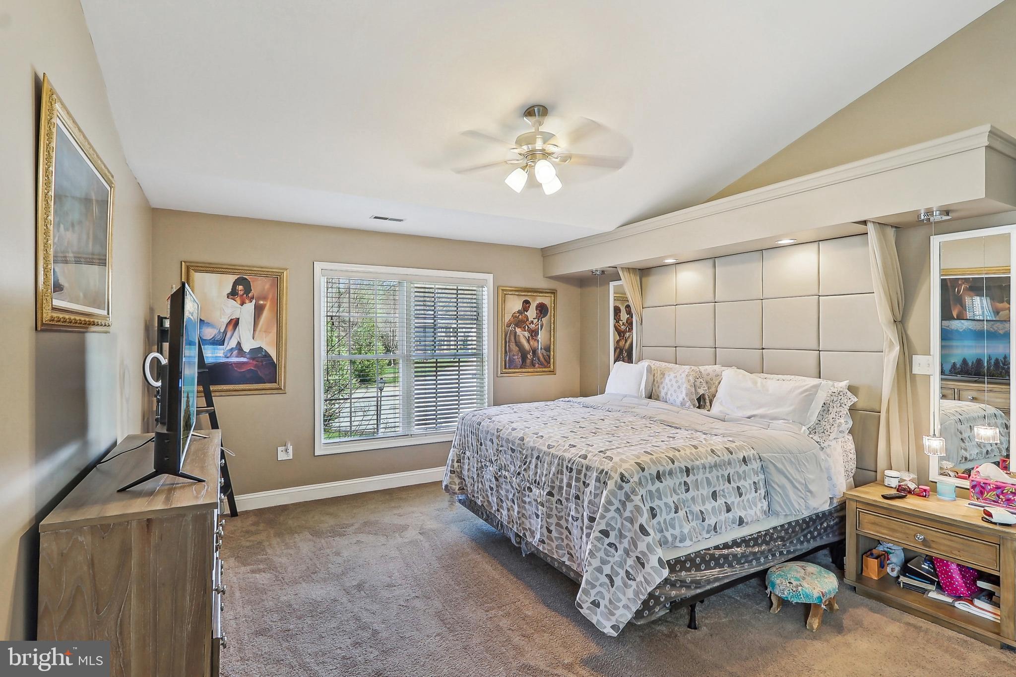 HERITAGE CROSSING - Residential