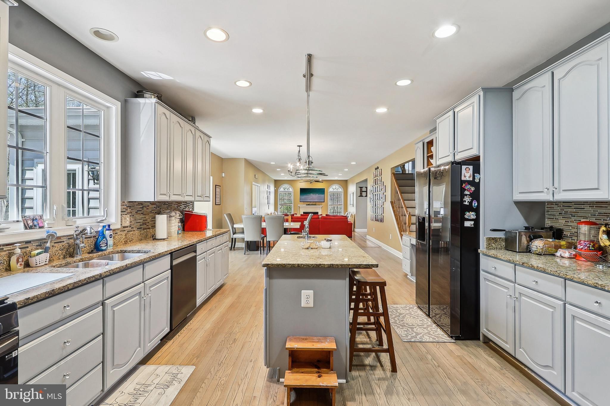 HERITAGE CROSSING - Residential