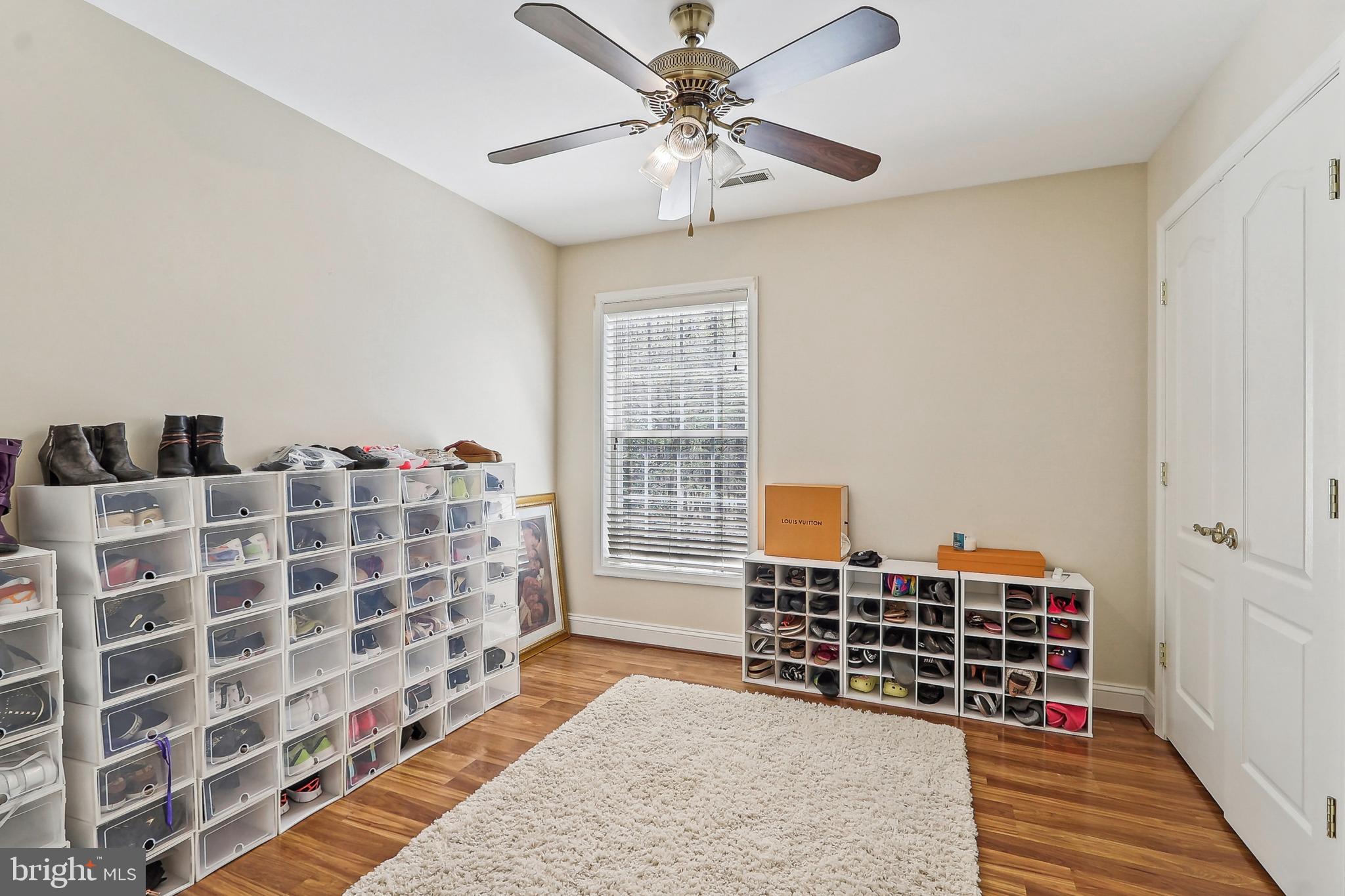 HERITAGE CROSSING - Residential