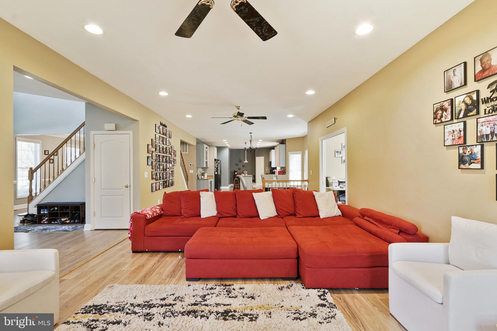 HERITAGE CROSSING - Residential