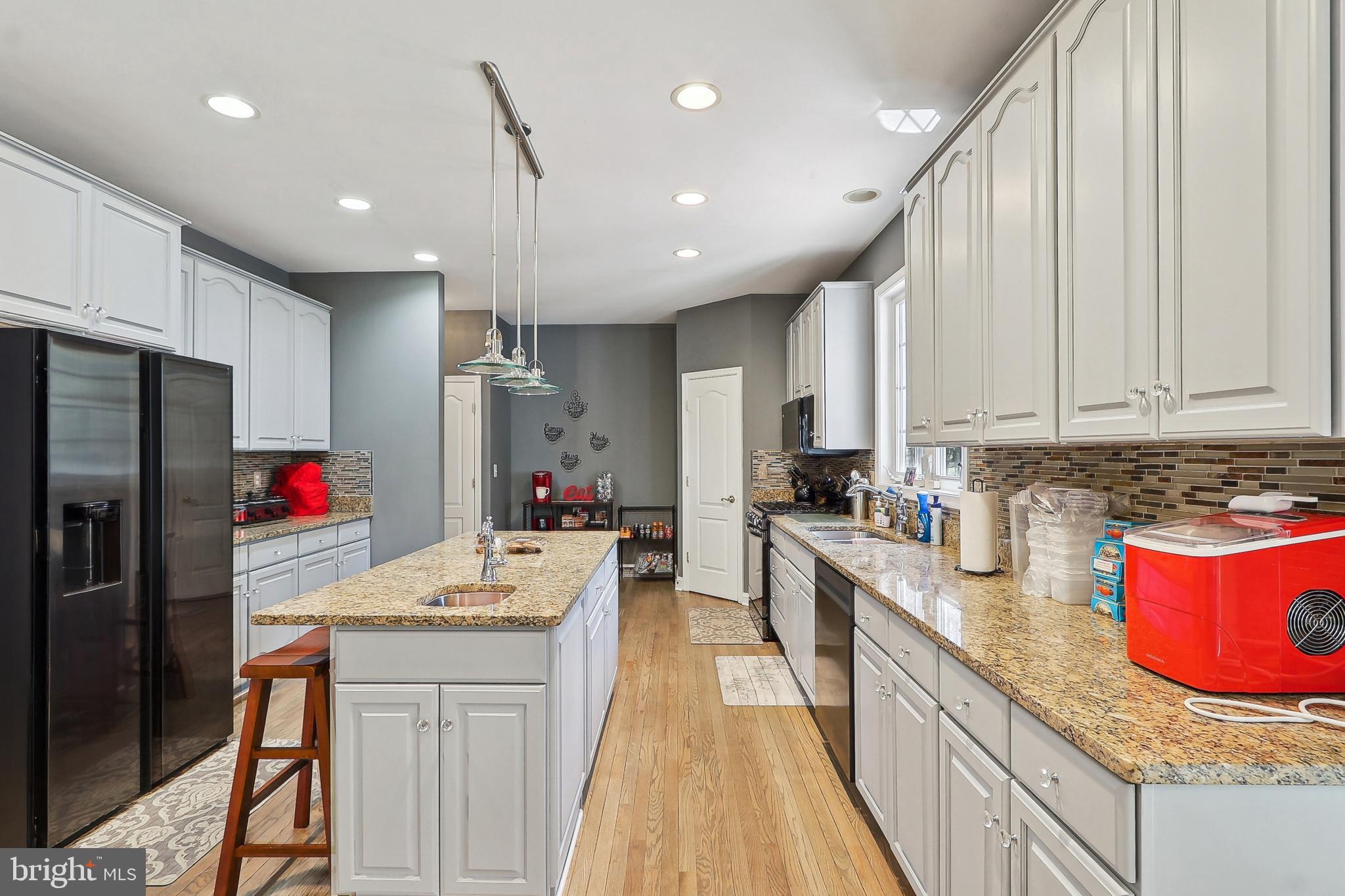 HERITAGE CROSSING - Residential