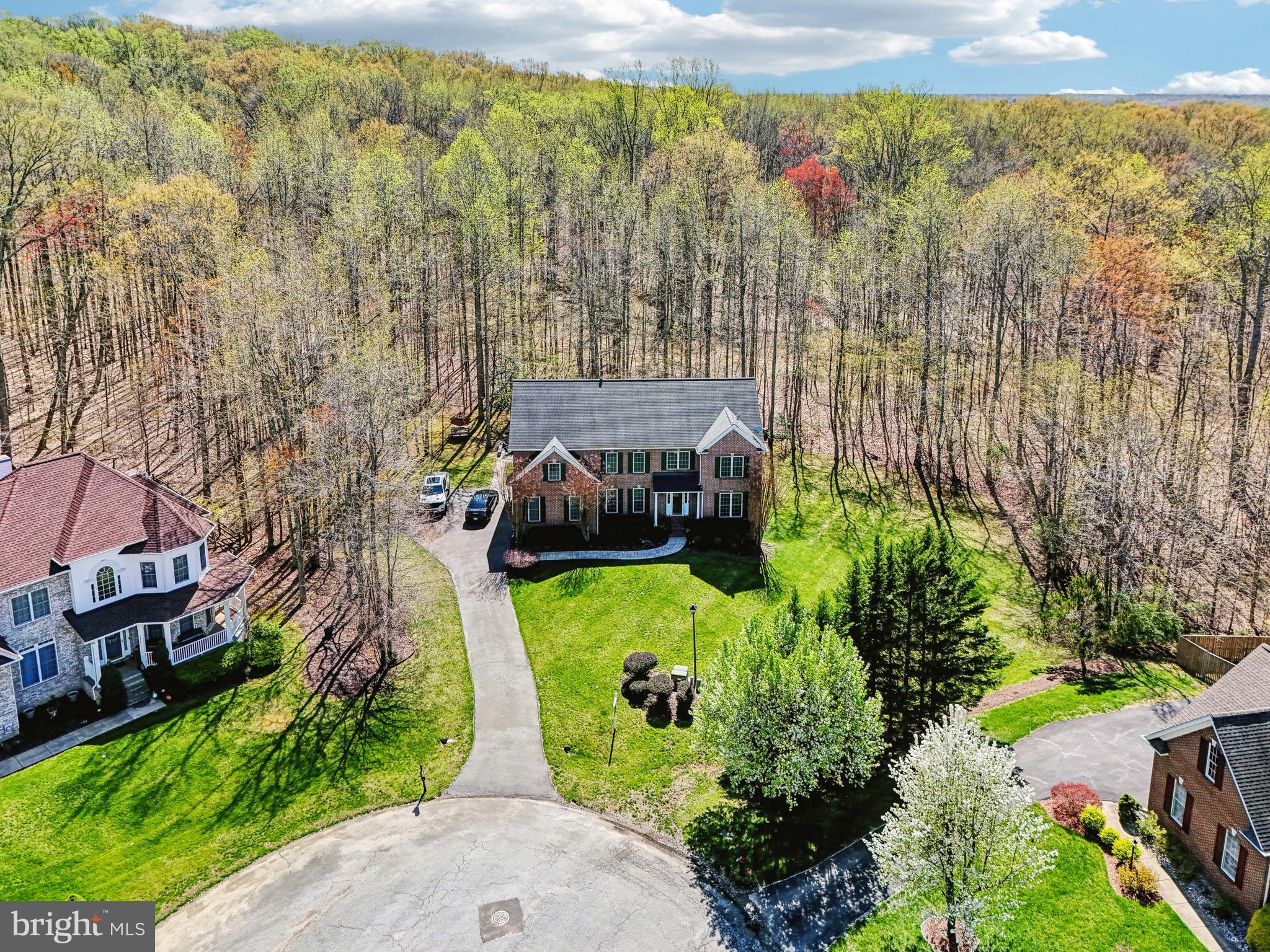 HERITAGE CROSSING - Residential