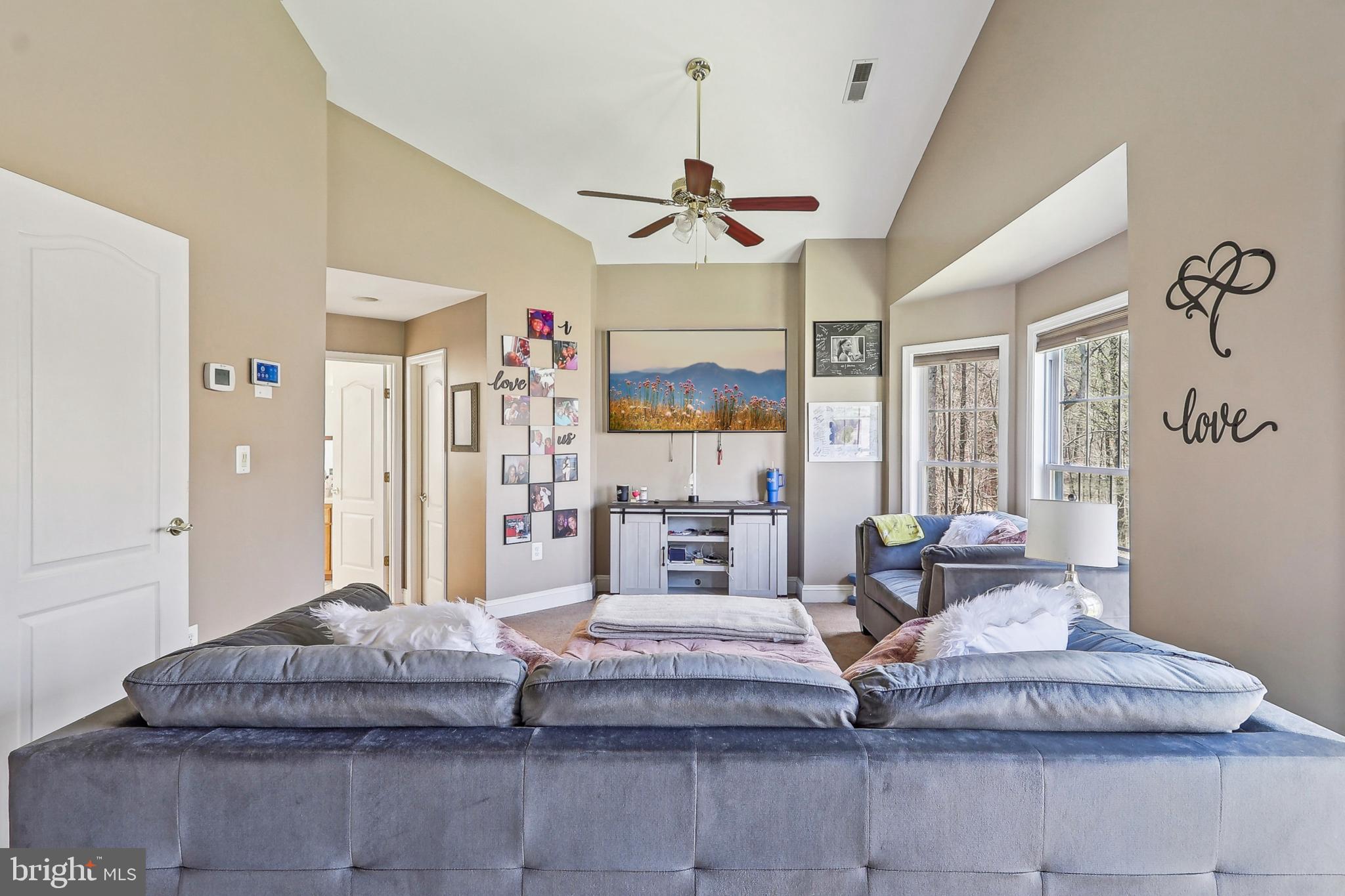 HERITAGE CROSSING - Residential