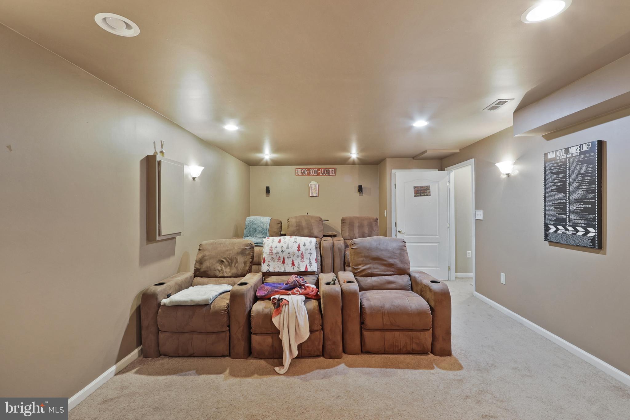 HERITAGE CROSSING - Residential