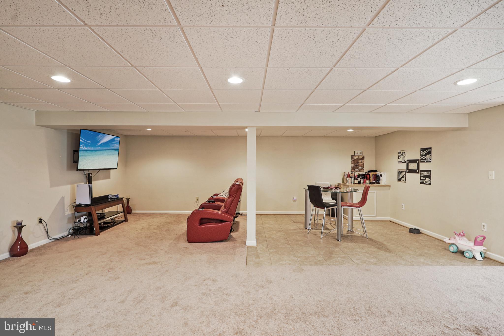 HERITAGE CROSSING - Residential