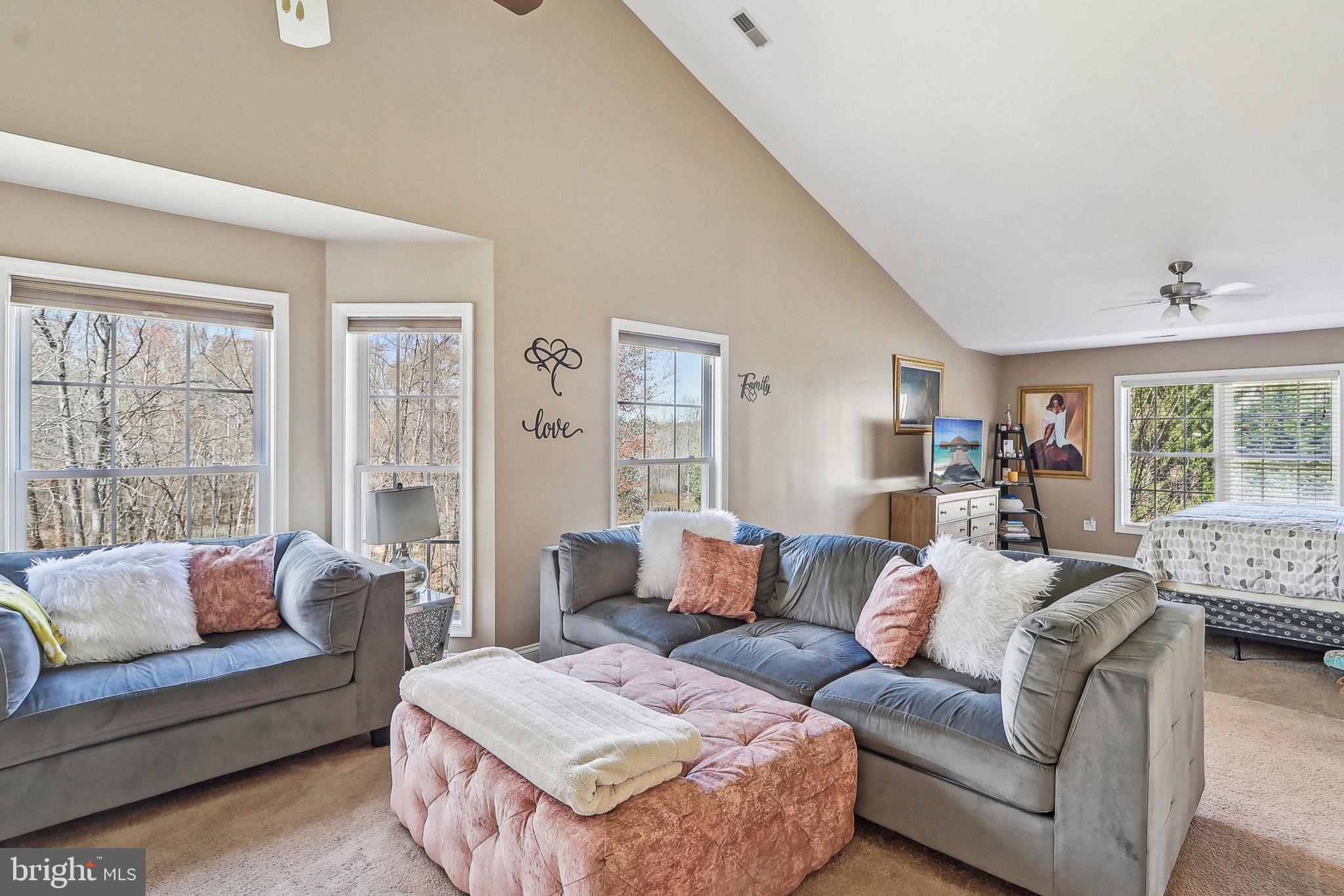 HERITAGE CROSSING - Residential