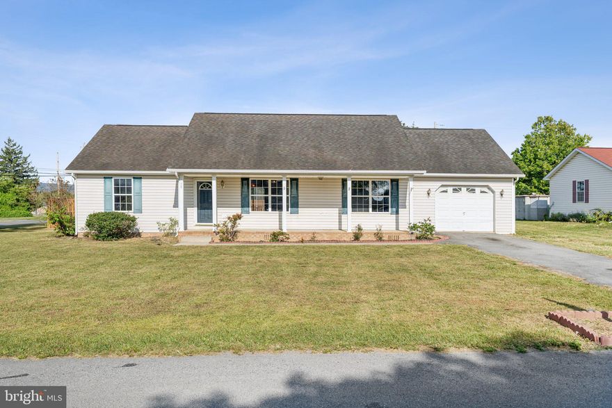 This single-level home, built in 2002, offers 3 bedrooms and 2 full baths across 1,344 finished square feet. You’ll enjoy outdoor living with a wood deck and  concrete patio on a huge level corner lot that is fenced in. Inside, the home features a comfortable open layout. There is a primary bedroom with it's own bathroom and walk in closet. The secondary bedrooms are ample size and the home is filled with lots of natural sunlight!

Conveniently located near Berkeley County Schools, shopping, and commuter routes, this property is perfect for those seeking a charming home in a desirable neighborhood. NO HOA & NO CITY TAXES!