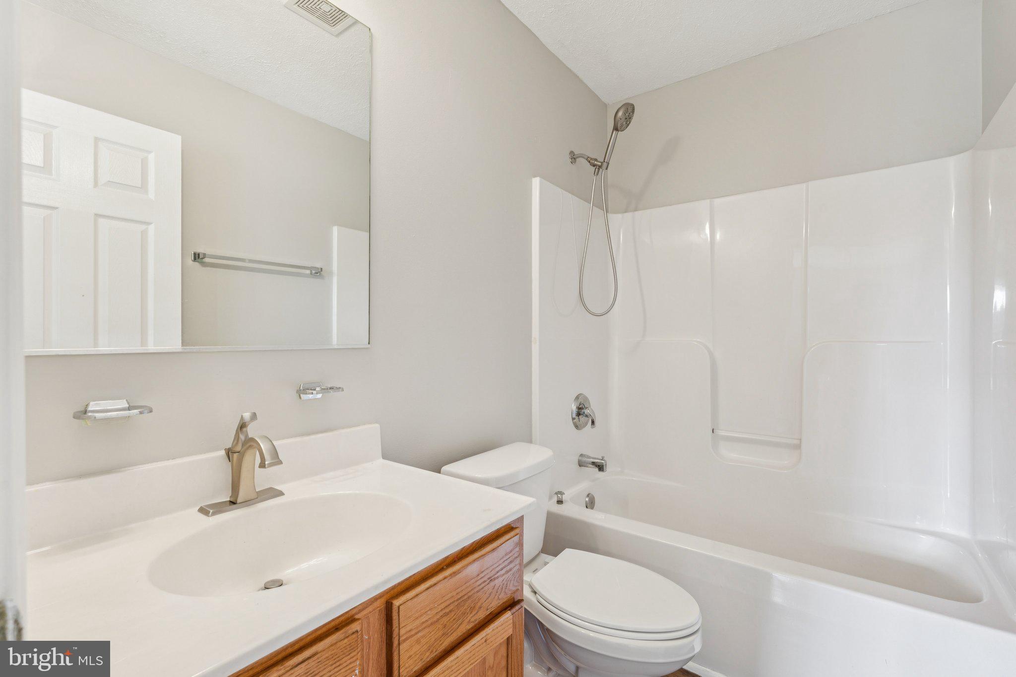 SKY-LIN PARK - Residential