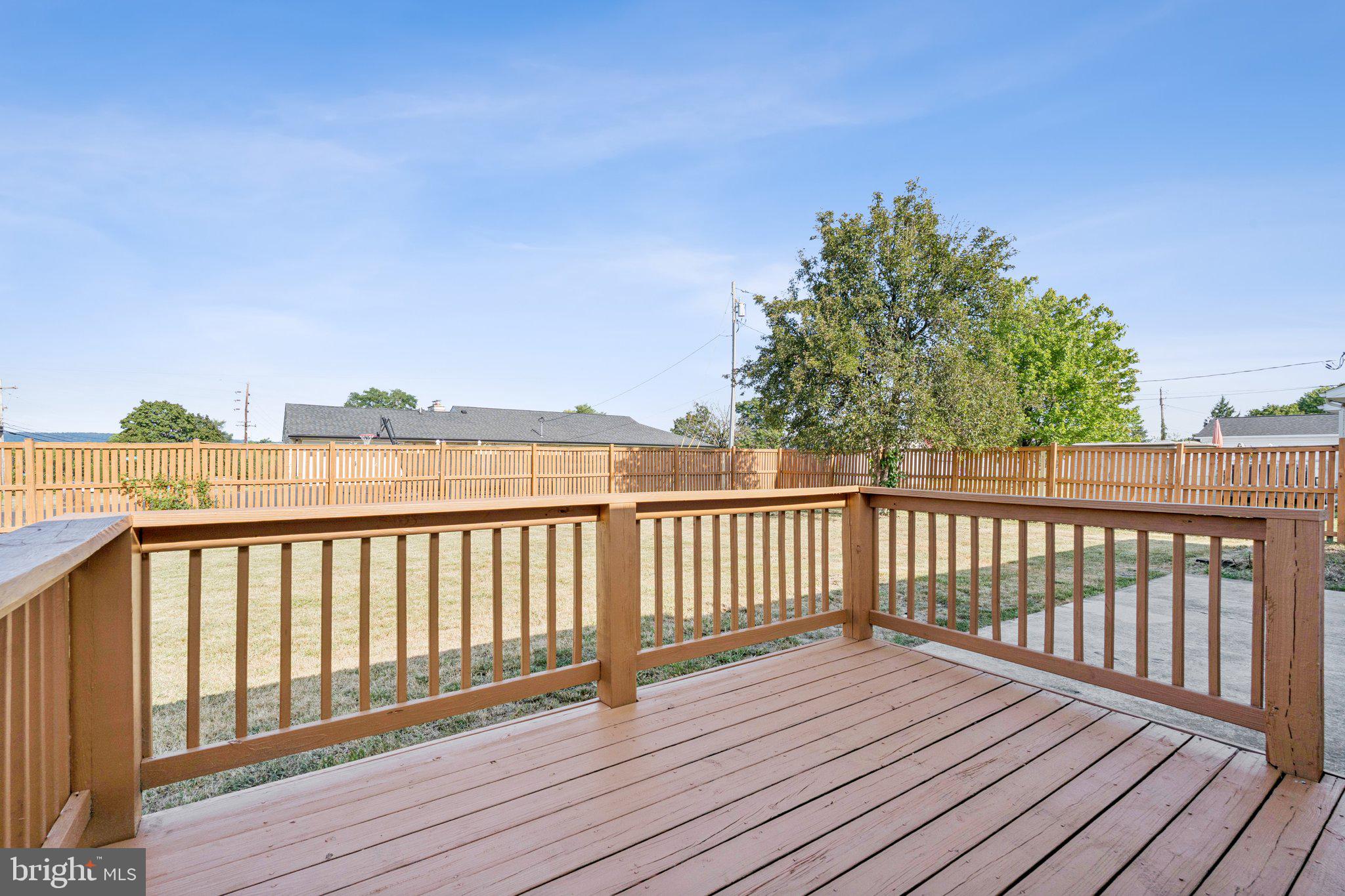 SKY-LIN PARK - Residential