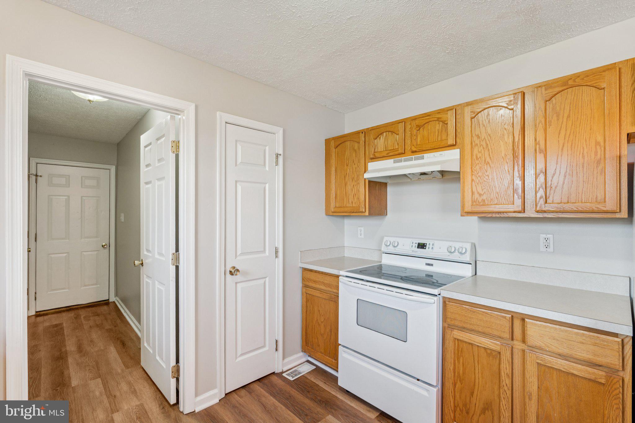 SKY-LIN PARK - Residential