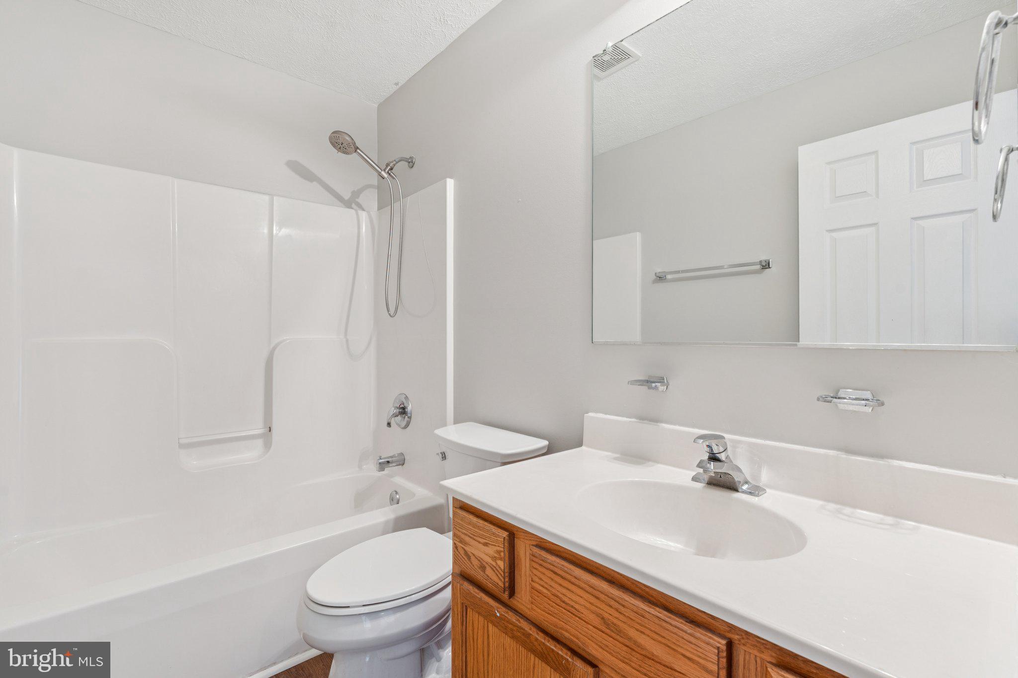 SKY-LIN PARK - Residential