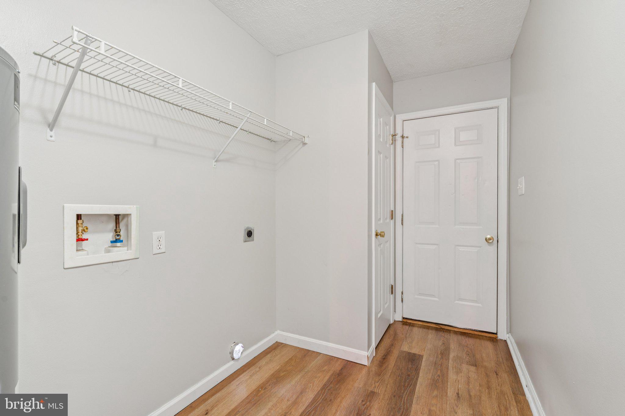 SKY-LIN PARK - Residential