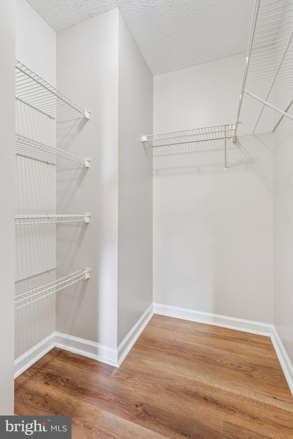 SKY-LIN PARK - Residential