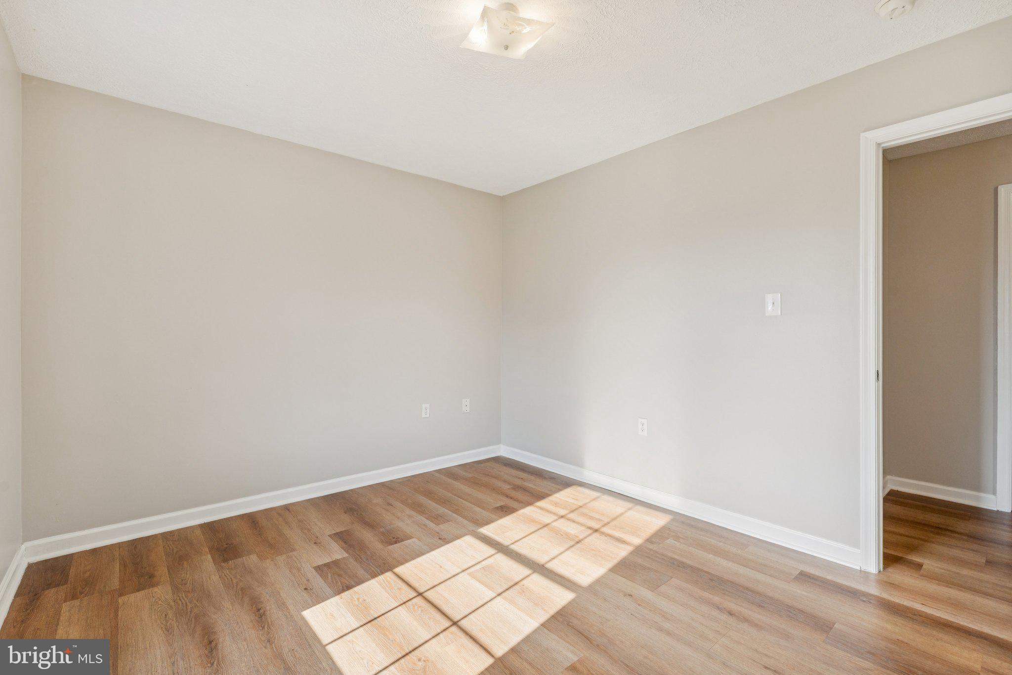 SKY-LIN PARK - Residential