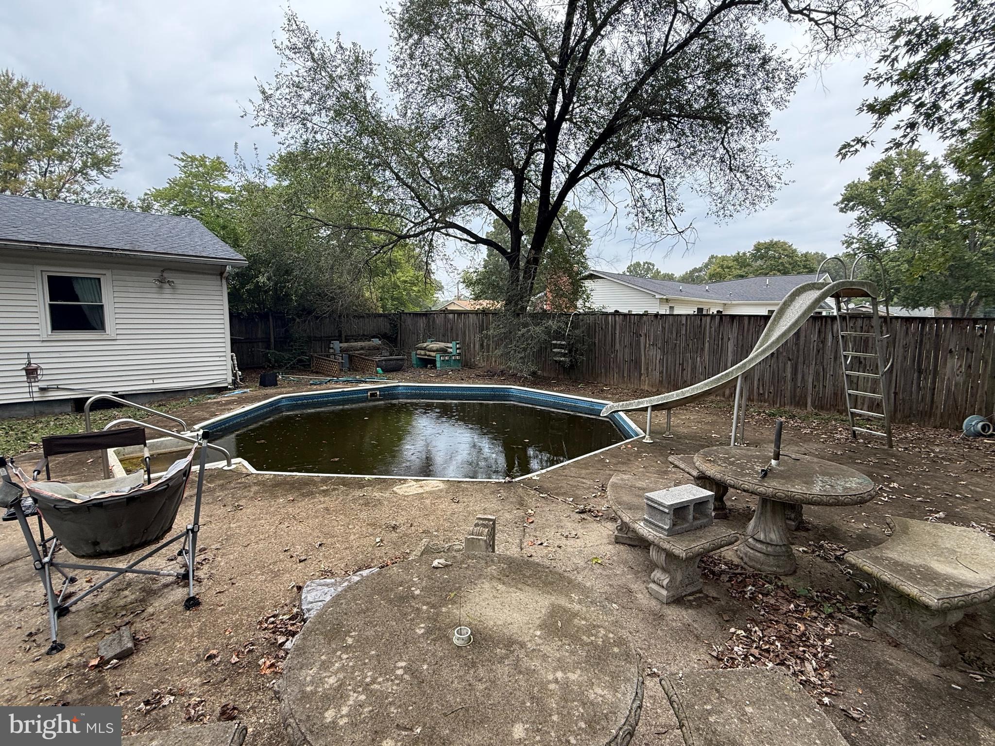 NEWTOWN VILLAGE SUB - Residential