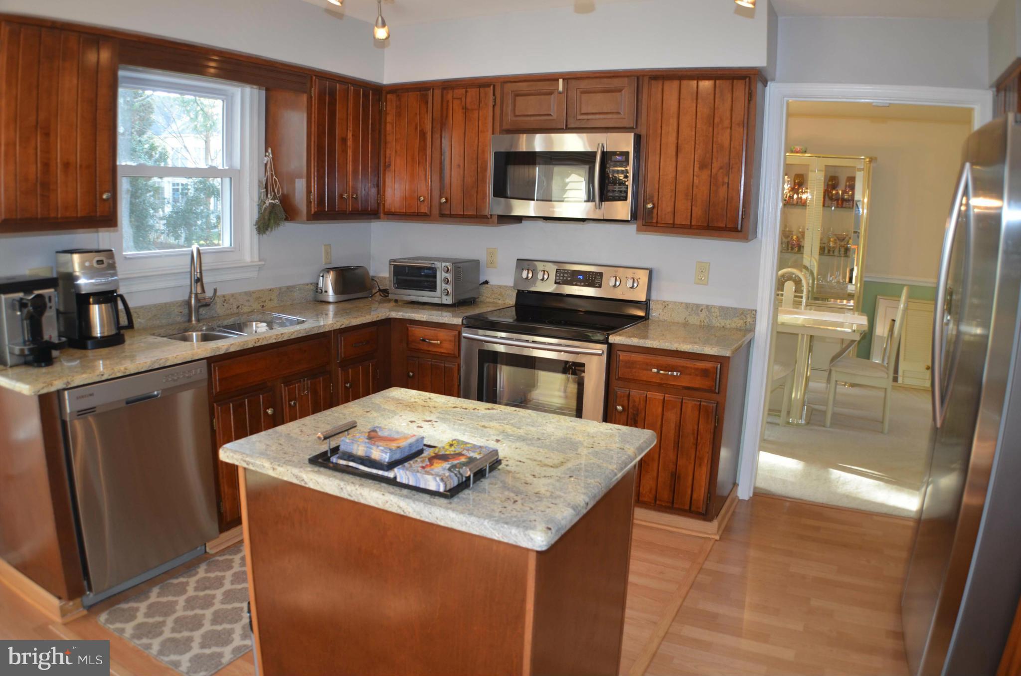 FOX MILL ESTATES - Residential