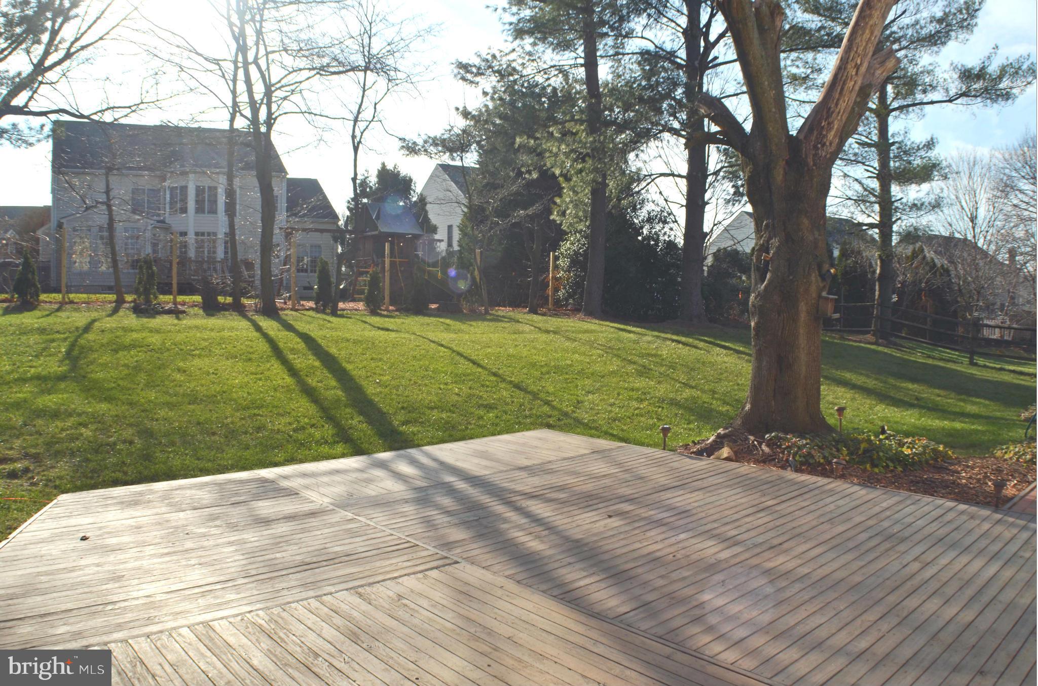 FOX MILL ESTATES - Residential