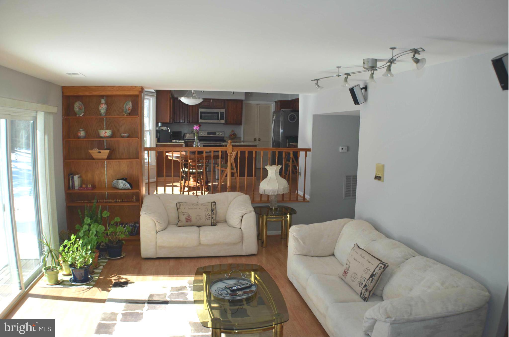 FOX MILL ESTATES - Residential