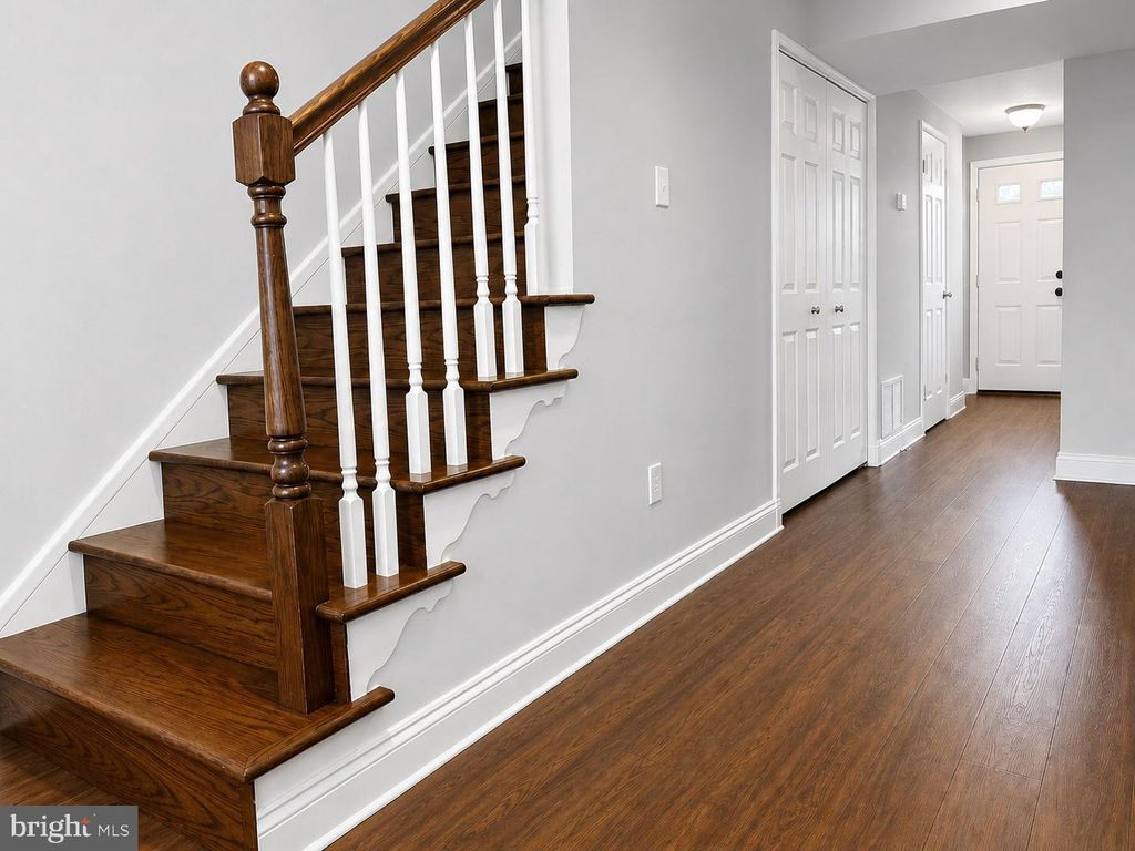 Photo of 5559 Hecate Court, FAIRFAX, VA 22032 (MLS # VAFX2310278)