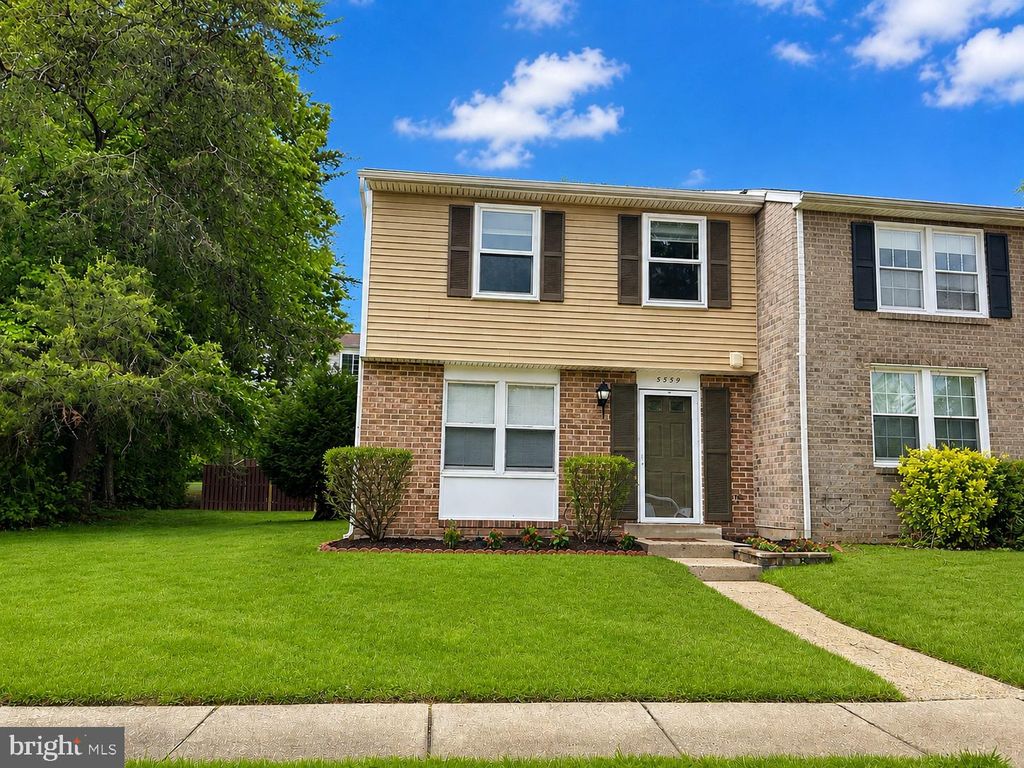 Photo of 5559 Hecate Court, FAIRFAX, VA 22032 (MLS # VAFX2310278)