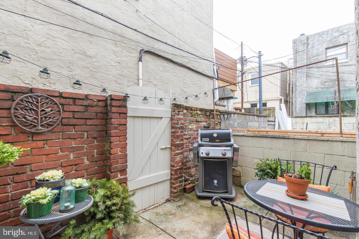 PASSYUNK SQUARE - Residential