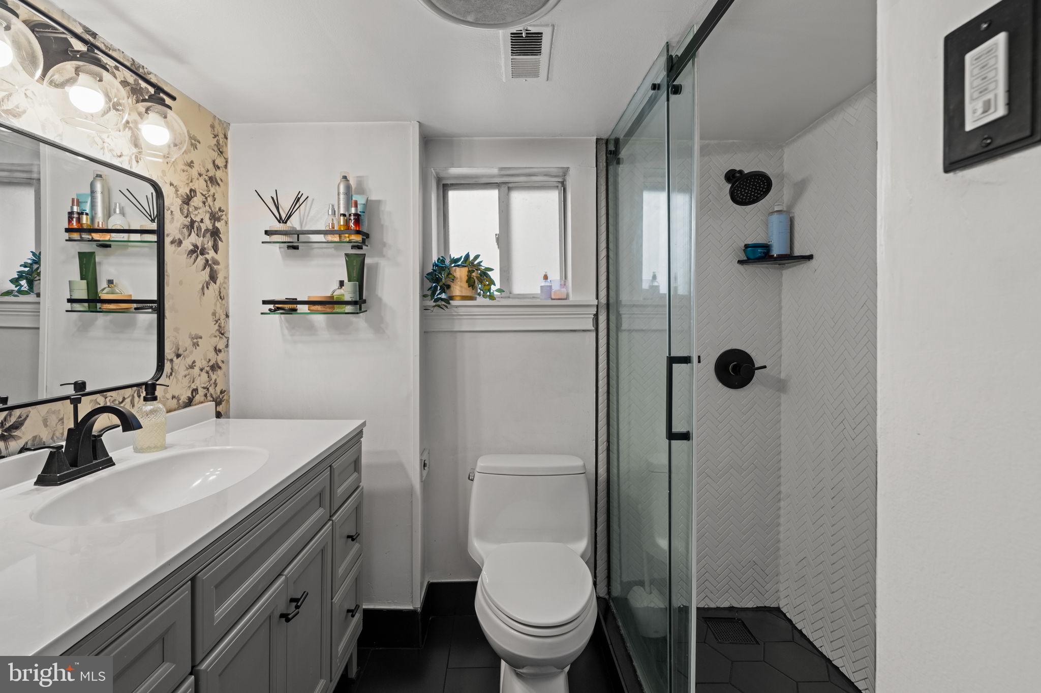 PASSYUNK SQUARE - Residential