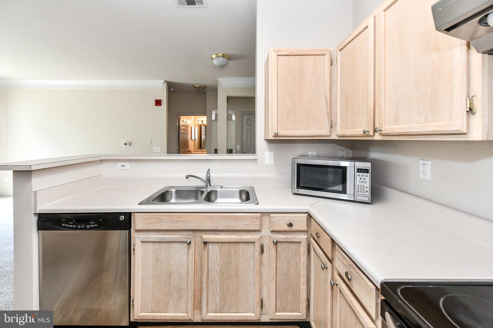 GATES OF MCLEAN - Residential Lease