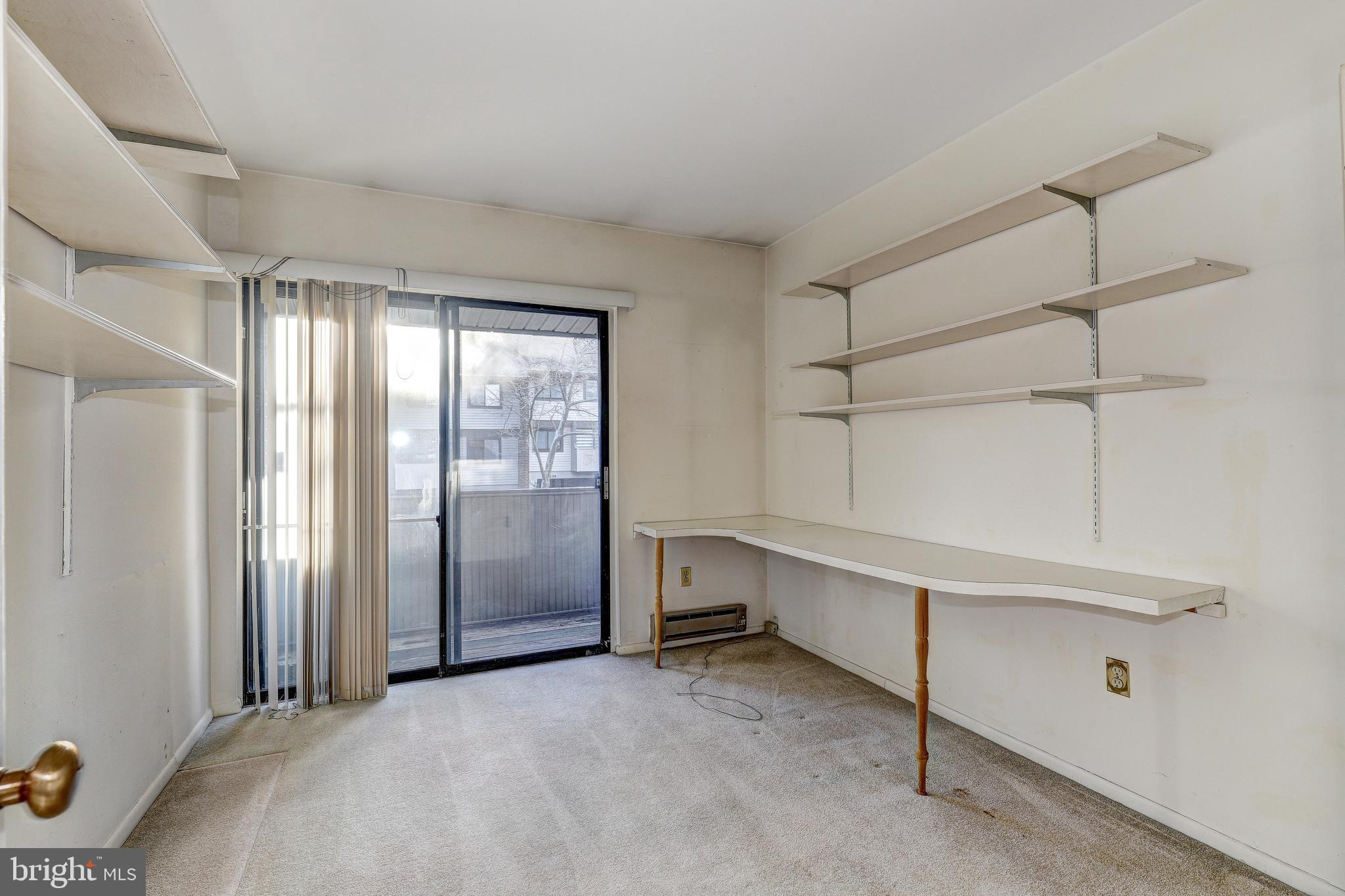 TOWN CENTER - Residential