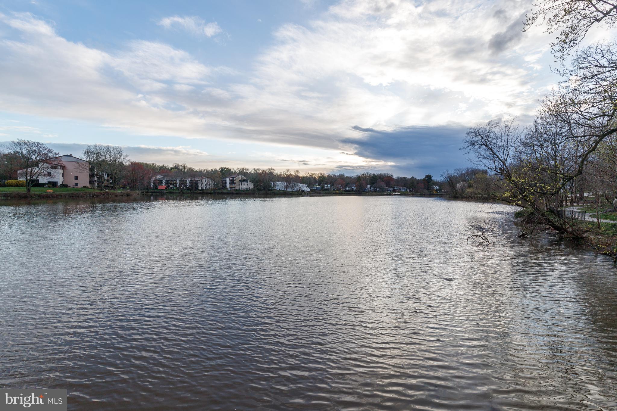 TOWN CENTER - Residential
